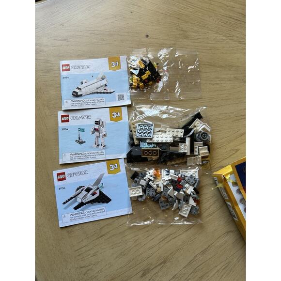 LEGO Creator 3-in-1 Space Shuttle 31134 New Never Used With Manual - Picture 2 of 7